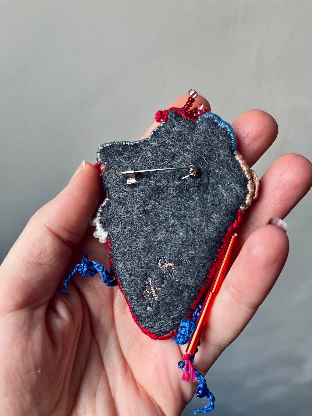 Handmade Embroidered Brooch – Heart (Anatomical)