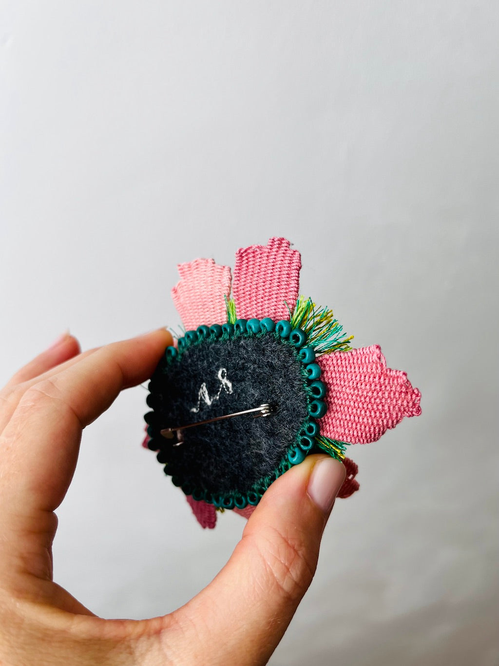 Eye in Bloom Brooch - Hand-embroidered