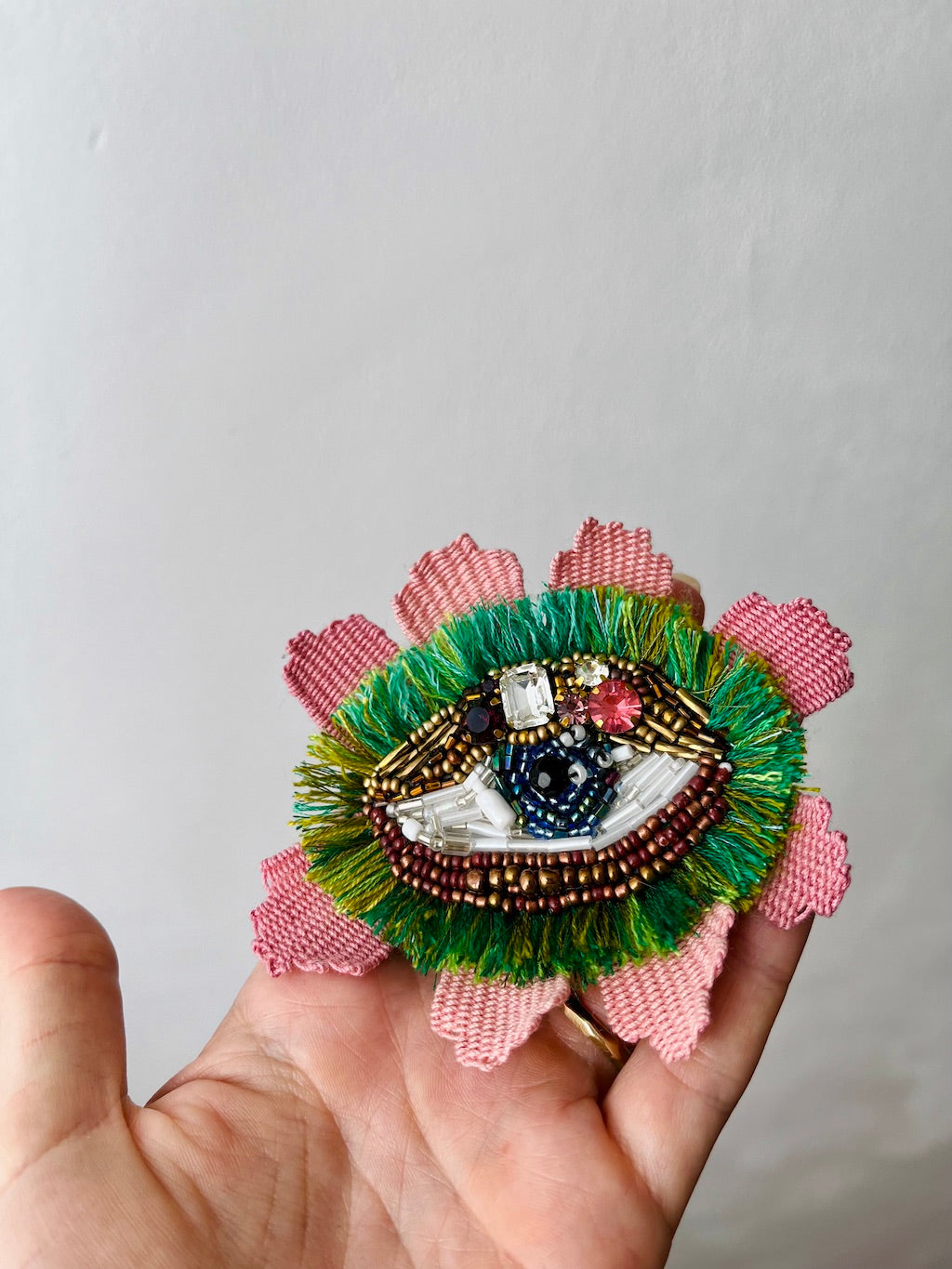 Eye in Bloom Brooch - Hand-embroidered