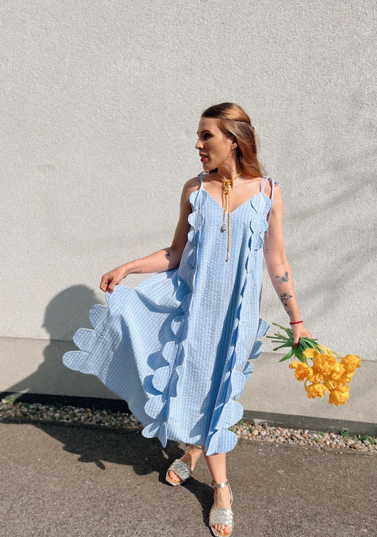 Scalloped Wave Seersucker Dress — Light Blue